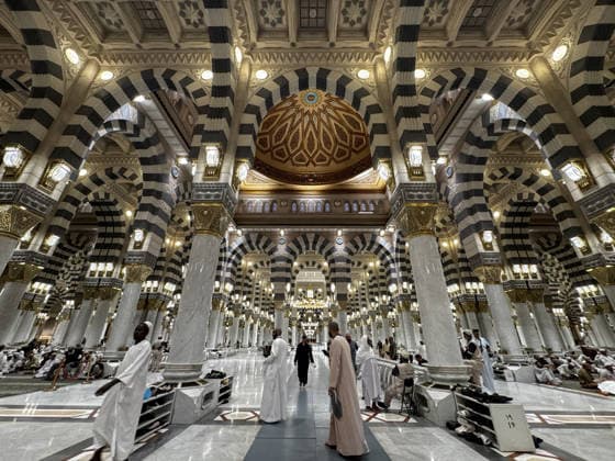 Muslim pilgrims continue to arrive in Medina MEDINA, SAUDI ARABIA - JUNE 1: A view of the interior of Al-Masjid an-Nabawi (the Prophet s Mosque) as Muslim pilgrims who have completed their Hajj duties in Mecca and bid farewell to the Kaaba continue to arrive the city that welcomed Prophet Muhammad during the Hijrah (migration) in Medina, Saudi Arabia, on June 1, 2026. Ali Atmaca Anadolu Medina Saudi Arabia. Editorial use only. Please get in touch for any other usage.  Copyright: x2026xAnadoluxAlixAtmacax