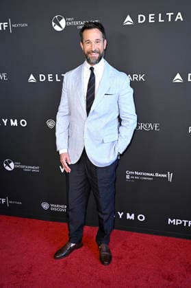 Noah Wyle bei der Motion Picture & Television Fund NextGen Summer Party 2026 im Restaurant Aster. Los Angeles, 31.05.2026 *** Noah Wyle at the Motion Picture Television Fund NextGen Summer Party 2026 at Aster Restaurant Los Angeles, 31 05 2026 Foto:xD.xStarbuckx xFuturexImagex mptf_6581