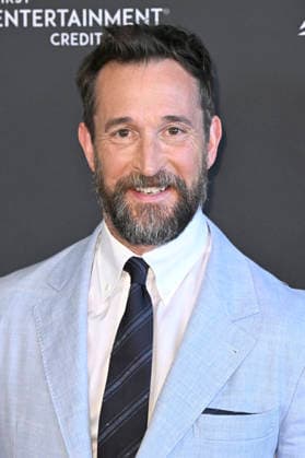 Noah Wyle bei der Motion Picture & Television Fund NextGen Summer Party 2026 im Restaurant Aster. Los Angeles, 31.05.2026 *** Noah Wyle at the Motion Picture Television Fund NextGen Summer Party 2026 at Aster Restaurant Los Angeles, 31 05 2026 Foto:xD.xStarbuckx xFuturexImagex mptf_6583