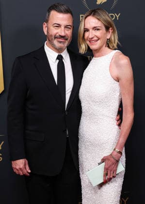 86th Annual Peabody Awards BEVERLY HILLS, LOS ANGELES, CALIFORNIA, USA - MAY 31: Jimmy Kimmel and wife Molly McNearney arrive at the 86th Annual Peabody Awards held at the Beverly Wilshire, A Four Seasons Hotel on May 31, 2026 in Beverly Hills, Los Angeles, California, United States. Beverly Hills Beverly Wilshire, A Four Seasons Hotel California United States Copyright: xXavierxCollin ImagexPressxAgencyx