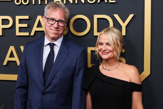 86th Annual Peabody Awards BEVERLY HILLS, LOS ANGELES, CALIFORNIA, USA - MAY 31: Joel Lovell and girlfriend Amy Poehler arrive at the 86th Annual Peabody Awards held at the Beverly Wilshire, A Four Seasons Hotel on May 31, 2026 in Beverly Hills, Los Angeles, California, United States. Beverly Hills Beverly Wilshire, A Four Seasons Hotel California United States Copyright: xXavierxCollin ImagexPressxAgencyx