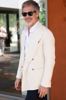 French Open - VIPs Pose At The Village LZ Chris Pine attends the 2026 French Open at Roland Garros on June 1, 2026 in Paris, France. Photo by Laurent Zabulon ABACAPRESS.COM  Copyright: xZabulonxLaurent ABACAx