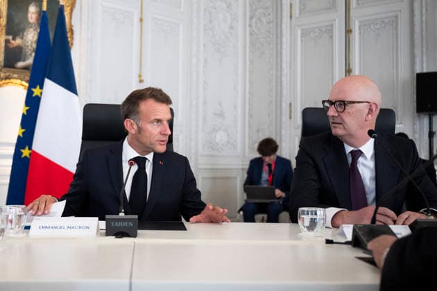 Choose France Business Summit - Paris French President Emmanuel Macron and French Economy Minister Orland Lescure during the « Choose France Summit » at the Chateau de Versailles in Versailles, near Paris, France, June 1, 2026. Photo by Eliot Blondet ABACAPRESS.COM Paris France France  Copyright: xBlondetxEliot ABACAx