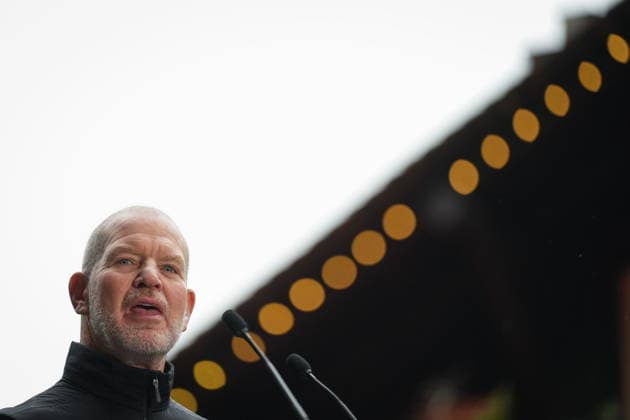 September 15, 2022, Vancouver, Bc, CANADA: Lululemon founder Chip Wilson speaks after announcing a 00 million donation to preserve and protect B.C. s natural spaces through his Wilson 5 Foundation, in Vancouver, B.C., Thursday, Sept. 15, 2022. Vancouver CANADA  - ZUMAc35_ 20220915_zaf_c35_158 Copyright: xDarrylxDyckx