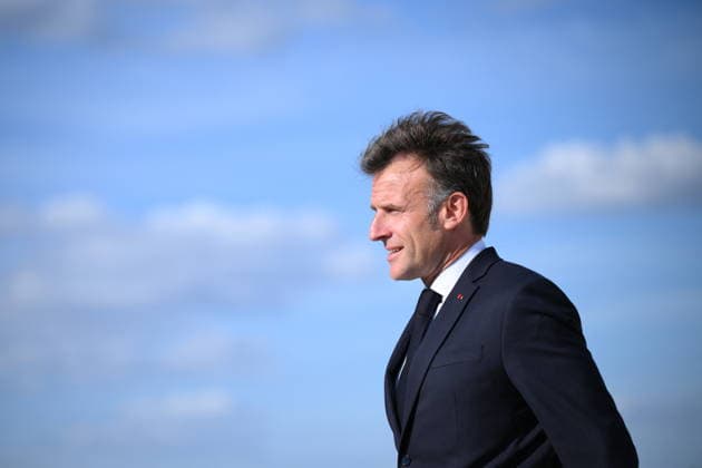 Choose France Business Summit - Paris French president Emmanuel Macron arrives to deliver a speech during a Choose France summit in Versailles, France on June 1, 2026. Photo by Eliot Blondet ABACAPRESS.COM Versailles France  Copyright: xBlondetxEliot ABACAx