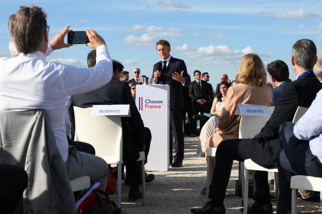 Choose France Business Summit - Paris French president Emmanuel Macron delivers a speech during a Choose France summit in Versailles, France on June 1, 2026. Photo by Eliot Blondet ABACAPRESS.COM Versailles France  Copyright: xBlondetxEliot ABACAx
