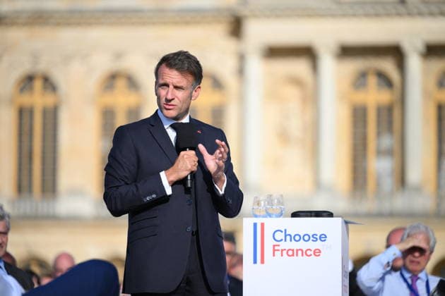 Choose France Business Summit - Paris French president Emmanuel Macron delivers a speech during a Choose France summit in Versailles, France on June 1, 2026. Photo by Eliot Blondet ABACAPRESS.COM Versailles France  Copyright: xBlondetxEliot ABACAx