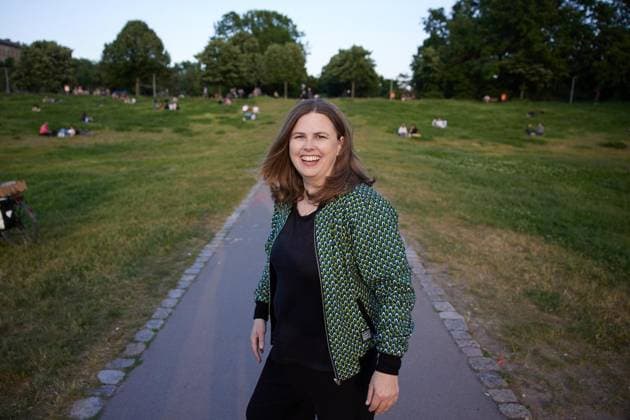 Party im Görlitzer Park ** NUR FÜR REDAKTIONELLE ZWECKE ** EDITORIAL USE ONLY **<p>Clara Herrmann (Bündnis90 Die Grünen), Bezirksbürgermeisterin Friedrichshain-Kreuzberg, steht im Görlitzer Park. Das Verwaltungsgericht Berlin hat die nächtliche Schließung des Parks für rechtswidrig erklärt. Deutschland Berlin Berlin Copyright: JoergxCarstensen *** Party in Görlitzer Park FOR EDITORIAL PURPOSES ONLY EDITORIAL USE ONLY p Clara Herrmann Bündnis90 Die Grünen , District Mayor Friedrichshain Kreuzberg, stands in Görlitzer Park The Berlin Administrative Court has declared the night-time closure of the park unlawful Germany Berlin Berlin Copyright JoergxCarstensen Copyright: JoergxCarstensen doc863pfofp2fcwdtlck2d ,EDITORIAL USE ONLY