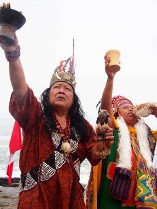 June 1, 2026, Lima, Lima, Peru: Ahead of the election runoff, shamans and healers in Peru performed an ancestral ceremony of spiritual integration at a rocky outcrop known as Salto del Fraile (Friar s Leap) on the beaches of Lima, with the purpose of invoking social peace during the democratic process. The runoff election will be held on June 7 between Keiko Fujimori of Fuerza Popular (Popular Force) and Roberto SoÂ¡nchez of Juntos por el Pero Lima Peru - ZUMAg240 20260601_zip_g240_007 Copyright: xCarlosxGarciaxGranthonx