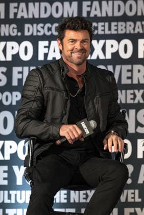 June 1, 2026, Denver, Colorado, USA: Actor KARL URBAN talks to fans during a Q & A panel discussion during FAN EXPO Denver at the Colorado Convention Center Saturday afternoon. Denver USA  - ZUMAav4_ 20260601_zaf_av4_004 Copyright: xHectorxAcevedox
