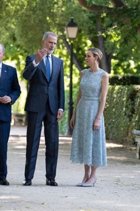June 1, 2026, Madrid, Spain: King Felipe VI and Princess Charlene of Monaco visit the exhibitions marking the 150th anniversary of the first diplomatic mission at the Royal Botanic Gardens. Madrid Spain - ZUMAs197 20260601_aaa_s197_102 Copyright: xAtilanoxGarciax