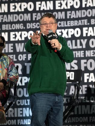 June 1, 2026, Denver, Colorado, USA: Goonies Actor SEAN ASTIN talks to the crowd during a FAN EXPO Denver Q & A at the Colorado Convention Center Sunday afternoon. Denver USA  - ZUMAav4_ 20260601_zaf_av4_032 Copyright: xHectorxAcevedox