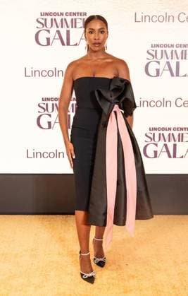 June 1, 2026, New York, New York, USA: Nia Faith attends Lincoln Center for Performing Arts Summer Gala at David Geffen Hall in New York, NY on June 1, 2026. New York USA  - ZUMAr339 20260601_znp_r339_064 Copyright: xLevxRadinx
