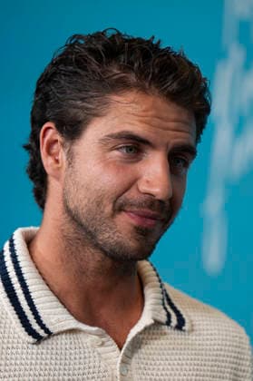 Todo Lo Que Nunca Fuimos - Premiere in Madrid, Spain - 01 Jun 2026 Maxi Iglesias attends the Todo lo que Ninca Fuimos premiere at the Luxury Palafox cinema. Madrid Spain Copyright: xAtilanoxGarciax xSOPAxImagesx photos20947