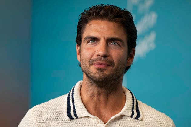 Todo Lo Que Nunca Fuimos - Premiere in Madrid, Spain - 01 Jun 2026 Maxi Iglesias attends the Todo lo que Ninca Fuimos premiere at the Luxury Palafox cinema. Madrid Spain Copyright: xAtilanoxGarciax xSOPAxImagesx photos20948