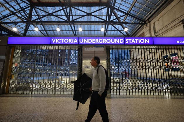 June 2, 2026, London, London, UK: London, UK. A commuter walks past closed Victoria Station in central London during a 24-hour Tube strike linked to a dispute over a proposed voluntary four-day working week. London UK  - ZUMAl94_ 20260602_zaf_l94_001 Copyright: xMarcinxNowakx
