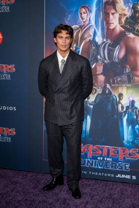 Masters of the Universe Fan Screening, New York, USA - 01 Jun 2026 Nicholas Galitzine attends Masters of the Universe Fan Screening at Regal Times Square on June 1, 2026 in New York City. New York United States Copyright: xRonxAdarx xSOPAxImagesx _radar_motu_20260601_00162