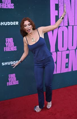 ˜Find Your Friends™ Los Angeles Special Screening Bella Thorne arriving to the Los Angeles special screening of Find Your Friends at the Vista Theatre on June 1, 2026 in Los Angeles, CA. Los Angeles Vista Theatre California USA Copyright: xStarbuck xAFF-USA.COMx