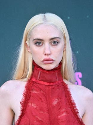 ˜Find Your Friends™ Los Angeles Special Screening Chloe Cherry arriving to the Los Angeles special screening of Find Your Friends at the Vista Theatre on June 1, 2026 in Los Angeles, CA. Los Angeles Vista Theatre California USA Copyright: xStarbuck xAFF-USA.COMx