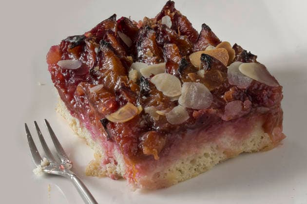 IMAGO Creative, Jahreszeit Sommer, Food, Pflaume zwetschgenkuchen,datschi,pflaumenkuchen,prummetaat,zwetschenkuchen,zwetschgendatschi ** plum cake,plum cakes,plum pie 2yo-hra