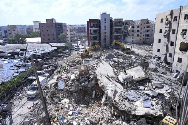 Damage reported near hospital following strike in southern Lebanon TYRE, LEBANON - JUNE 02: An aerial view of buildings and a parking area opposite Jabal Amel Hospital, the largest hospital in the city of Tyre, sustain heavy damage following a strike in the Maarakah area of southern Lebanon, on June 02, 2026. The hospital building, nearby structures, and vehicles are also damaged. Houssam Shbaro Anadolu Tyre Lebanon. Editorial use only. Please get in touch for any other usage.  Copyright: x2026xAnadoluxHoussamxShbarox