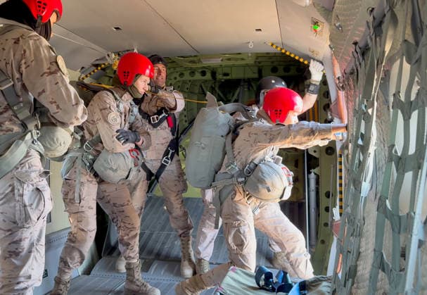The Princess of Asturias has completed the Basic Parachuting Course at the Méndez Parada Military Parachuting School Princess Leonor makes one of the jumps planned in the basic parachuting course at the Alcantarilla Air Base, in May 2026, in Alcantarilla Murcia PRINCESS LEONOR PARACHUING SCHOOL ARMED FORCES MAY 2026 House of H M the King 02 06 2026 Alcantarilla Murcia Alcantarilla Murcia Spain  Copyright: xCasaxdexS.M.xelxReyx 7565611