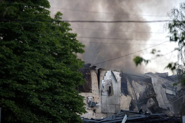 Aftermath of Russian Overnight Missile And Drone Attack In Kyiv - Ukraine The aftermath of a Russian missile attack on the capital is seen in the Holosiivskyi district of Kyiv, Ukraine, on June 2, 2026. Photo by Marianna Kotyk Ukrinform ABACAPRESS.COM Kyiv Ukraine  Copyright: xUkrinform ABACAx