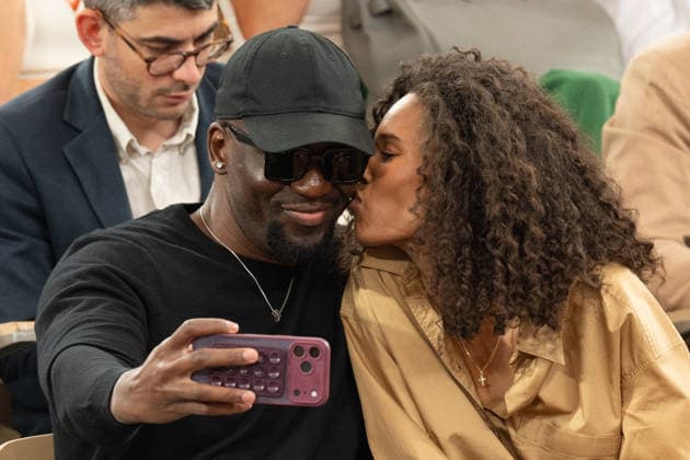 Celebs in the tribunes at Roland Garros 2026 - Paris LZ Blondy Baruti and his wife Cindy Bruna attend the 10rd day of the Roland-Garros 2026 at Roland Garros on June 2, 2026 in Paris, France. Photo by Laurent Zabulon ABACAPRESS.COM  Copyright: xZabulonxLaurent ABACAx