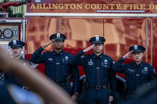 June 2, 2026, Arlington, Virginia, United States: The funeral procession for ARLINGTON COUNTY POLICE CORPORAL BARRY FOUST passes Arlington County Police Headquarters one final time following funeral services. Foust died after battling a 9 11-related illness linked to his service as a Pentagon first responder on September 11, 2001. Arlington United States  - ZUMAk206 20260602_znp_k206_013 Copyright: xMattxKaminskyx