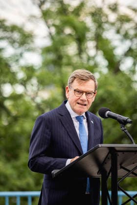 Johann Wadephul (CDU), Bundesaussenminister, aufgenommen im Rahmen seiner USA-Reise in New York City, 01.06.2026. Der Minister reist in die USA fuer die Wahl zum nichtstaendigen Sitz im Sicherheitsrat der Vereinten Nationen. Fotografiert im Auftrag des Auswaertigen Amtes New York City Vereinigte Staaten von Amerika *** Johann Wadephul CDU , Federal Foreign Minister, photographed during his trip to the USA in New York City, 01 06 2026 The Minister is traveling to the USA for the election to the non-permanent seat on the United Nations Security Council Photographed on behalf of the Federal Foreign Office New York City United States of America Copyright: xJulianexSonntag AAx