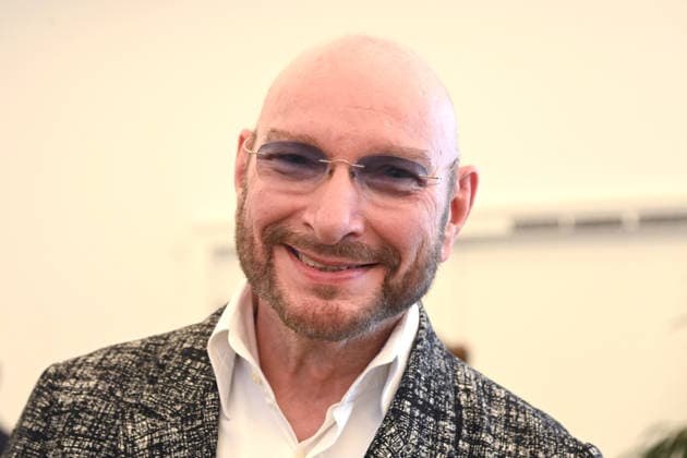 Ralph MORGENSTERN, Moderator, Portraet, Portrait, Porträt, Einzelbild, angeschnittenes Einzelmotiv, Ministerpraesident Hendrik WUEST zeichnet Buergerinnen und Buerger aus Nordrhein-Westfalen fuer ihr aussergewoehnliches Engagement fuer die Gesellschaft mit dem Verdienstorden des Landes aus, Verleihung des Verdienstordens des Landes Nordrhein-Westfalen in Duesseldorf am 02.06.2026 *** Ralph MORGENSTERN, presenter, portrait, portrait, single picture, cropped single motif, Ministerpraesident Hendrik WUEST honors citizens of North Rhine-Westphalia for their extraordinary commitment to society with the Order of Merit of the State of North Rhine-Westphalia, Award of the Order of Merit of the State of North Rhine-Westphalia in Duesseldorf on 02