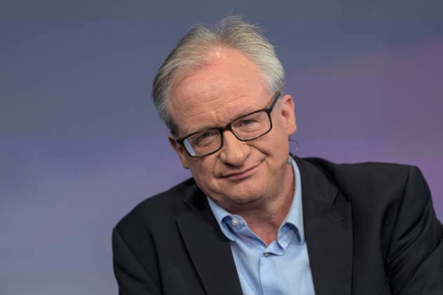 v.l.: Albrecht von Lucke (Publizist und Journalist) , GER, Berlin, Studio, zu Gast bei Maischberger, politische Talkshow, TV, Format, mit Moderatorin Sandra Maischberger, Das Erste, aus Adlershof Am Studio 20, 02.06. 2026, *** v l Albrecht von Lucke publicist and journalist , GER, Berlin, studio, guest on Maischberger, political talk show, TV, format, with presenter Sandra Maischberger, Das Erste, from Adlershof Am Studio 20, 02 06 2026, Copyright: HMBxMedia UwexKoch