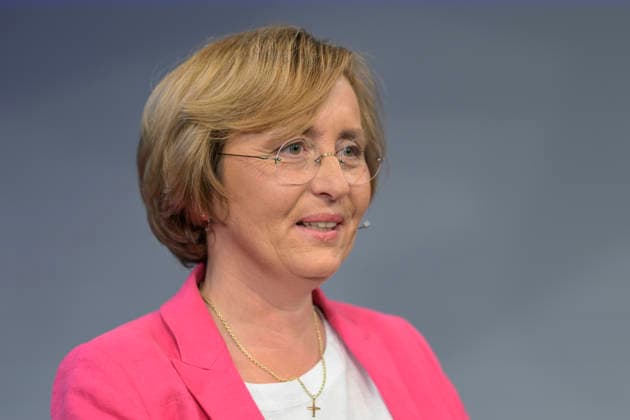 v.l.: Beatrix von Storch, AfD (Bundestagsabgeordnete), GER, Berlin, Studio, zu Gast bei Maischberger, politische Talkshow, TV, Format, mit Moderatorin Sandra Maischberger, Das Erste, aus Adlershof Am Studio 20, 02.06. 2026, *** v l Beatrix von Storch, AfD Member of the Bundestag , GER, Berlin, Studio, as a guest on Maischberger, political talk show, TV, format, with presenter Sandra Maischberger, Das Erste, from Adlershof Am Studio 20, 02 06 2026, Copyright: HMBxMedia UwexKoch