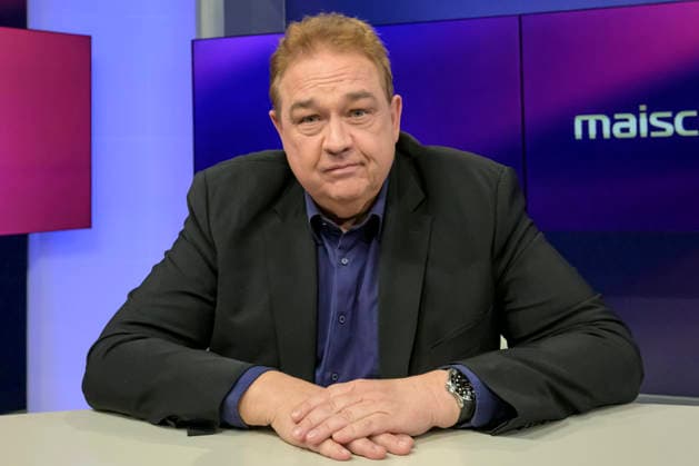 v.l.: Oliver Kalkofe (Comedian und Schauspieler), GER, Berlin, Studio, zu Gast bei Maischberger, politische Talkshow, TV, Format, mit Moderatorin Sandra Maischberger, Das Erste, aus Adlershof Am Studio 20, 02.06. 2026, *** v l Oliver Kalkofe Comedian and actor , GER, Berlin, Studio, guest on Maischberger, political talk show, TV, format, with presenter Sandra Maischberger, Das Erste, from Adlershof Am Studio 20, 02 06 2026, Copyright: HMBxMedia UwexKoch