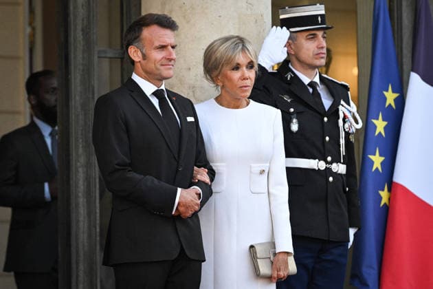 Emmanuel and Brigitte Macron welcome Paul and Jeannette Kagame at the Elysee FA French President Emmanuel Macron and French First Lady Brigitte Macron arrive to welcome Rwanda s President Paul Kagame and his wife Jeannette Kagame at The Elysee Presidential Palace in Paris on June 2, 2026. Photo by Firas Abdullah ABACAPRESS.COM Paris Ile-de-France France  Copyright: xAbdullahxFiras ABACAx