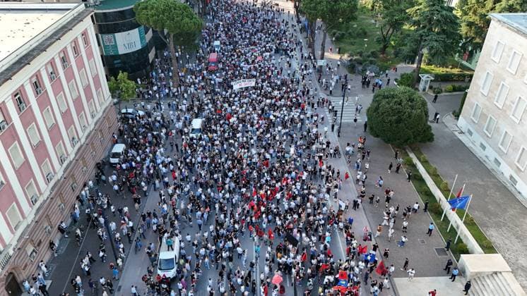 Protests continue in Albania over planned tourism project TIRANA, ALBANIA - JUNE 2: An aerial view of thousands of demonstrators carrying banners and placards gather at Skanderbeg Square as they gather to protest the planned sale of a beach in the Zvernec area of Vlora as part of a tourism development project, in Tirana, Albania on June 2, 2026. Protesters after marched toward the Prime Minister’s Office to voice opposition to the project. Olsi Shehu Anadolu Tirana Albania. Editorial use only. Please get in touch for any other usage.  Copyright: x2026xAnadoluxOlsixShehux