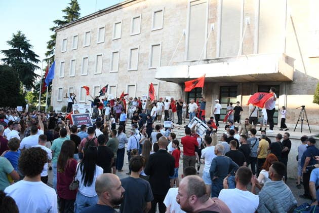 Protests continue in Albania over planned tourism project TIRANA, ALBANIA - JUNE 2: Thousands of demonstrators carrying banners and placards gather at Skanderbeg Square to protest the planned sale of a beach in the Zvernec area of Vlora as part of a tourism development project, in Tirana, Albania on June 2, 2026. Protesters after marched toward the Prime Minister’s Office to voice opposition to the project. Olsi Shehu Anadolu Tirana Albania. Editorial use only. Please get in touch for any other usage.  Copyright: x2026xAnadoluxOlsixShehux