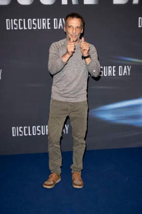 Photocall Disclosure Day in Paris Mathieu Kassovitz poses during a photocall for the premiere of the film Disclosure Day in Paris, France, June 2, 2026. Photo by Eliot Blondet ABACAPRESS.COM Paris France France  Copyright: xBlondetxEliot ABACAx