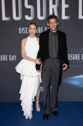 Photocall Disclosure Day in Paris Emily Blunt, Josh O Connor during a photocall for the premiere of the film Disclosure Day in Paris, France, June 2, 2026.Photo by Eliot Blondet ABACAPRESS.COM Paris France France  Copyright: xBlondetxEliot ABACAx