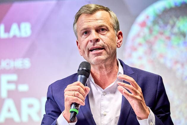 - Wien 02.06.2026 - NEOS Hearing ORF GD Kandidaten- Öffentliches Hearing der Kandidaten für das Amt des ORF-Generaldirektors im ORF-Funkhaus Wien. Insgesamt bewerben sich 13 Kandidaten um die Nachfolge an der Spitze des ORF. 5 von ihnen wurden zu einem öffentlichen Hearing des NEOS Lab eingeladen, um ihre Vorstellungen für die Zukunft des öffentlich-rechtlichen Rundfunks zu präsentieren. PHOTO: Ex-Pro7Sat.1Puls4-Geschäftsführer Markus Breitenecker. Vienna (AUSTRIA) - Candidates for the position of ORF Director General during a public hearing organized by NEOS Lab at the ORF Funkhaus in Vienna. Medienpolitik, Medienreform, Public Service, Digitalisierung, Unabhängigkeit, Medienmanagement, Demokratie, Stiftungsrat, Medienzukunft, Aus 