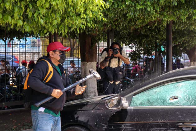 June 2, 2026, Chilpancingo, Guerrero, Mexico: Teachers from the National Coordinator of Education Workers (CNTE) protested at the Guerrero state congress in response to the repression suffered in Mexico City where a teacher lost an eye due to a rubber bullet. Chilpancingo Mexico  - ZUMAj170 20260602_zip_j170_018 Copyright: xDavidxJuarezx