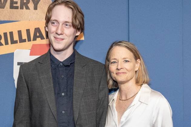 June 2, 2026, New York, New York, USA: Charles Bernard Foster and Jodie Foster attend opening night for Every Brilliant Thing with Mariska Hargitay making her Broadway debut at The Hudson Theatre in New York, NY on June 2, 2026. New York USA  - ZUMAr339 20260602_znp_r339_082 Copyright: xLevxRadinx