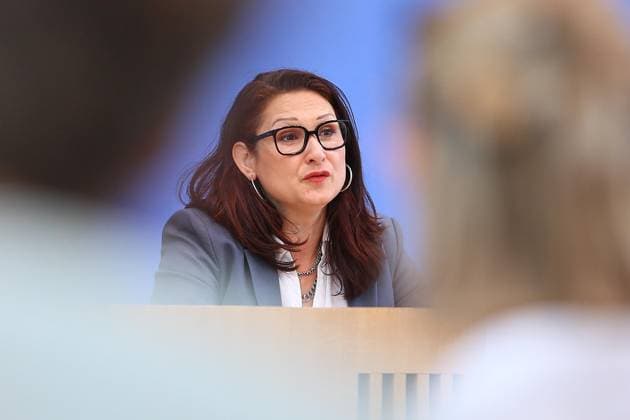 Berlin, Deutschland, 02.06.2026: Bundespressekonferenz: Jahresbericht 2025 der Antidiskriminierungsstelle des Bundes: Ferda Ataman, Unabhängige Bundesbeauftragte für Antidiskriminierung *** Berlin, Germany, 02 06 2026 Federal Press Conference Annual Report 2025 of the Federal Anti-Discrimination Agency Ferda Ataman, Independent Federal Commissioner for Anti-Discrimination Copyright: xdtsxNachrichtenagenturx dts_121645