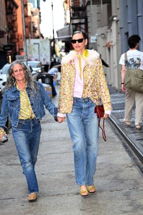 Jenna Lyons Real Housewives of New York and her partner Cass Bird all smiles holding hands in Soho New York Featuring: Jenna Lyons, Cass Bird Where: New York City, New York, United States When: 03 Jun 2026 Credit: Elder Ordonez INSTARimages EDITORIAL USE ONLY. NOT FOR USE BY NEWSPAPERS BASED IN THE UK. Copyright: xx instar55744076