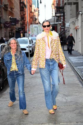 Jenna Lyons Real Housewives of New York and her partner Cass Bird all smiles holding hands in Soho New York Featuring: Jenna Lyons, Cass Bird Where: New York City, New York, United States When: 03 Jun 2026 Credit: Elder Ordonez INSTARimages EDITORIAL USE ONLY. NOT FOR USE BY NEWSPAPERS BASED IN THE UK. Copyright: xx instar55744075