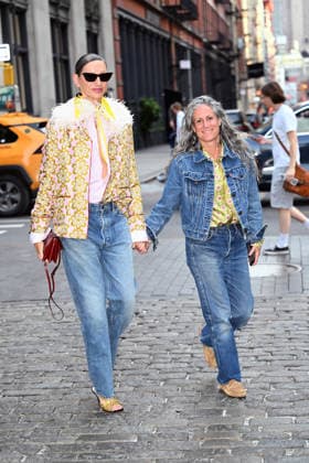 Jenna Lyons Real Housewives of New York and her partner Cass Bird all smiles holding hands in Soho New York Featuring: Jenna Lyons, Cass Bird Where: New York City, New York, United States When: 03 Jun 2026 Credit: Elder Ordonez INSTARimages EDITORIAL USE ONLY. NOT FOR USE BY NEWSPAPERS BASED IN THE UK. Copyright: xx instar55744066