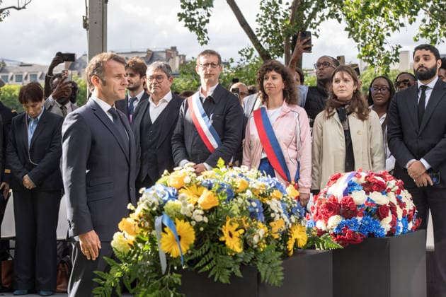 Emmanuel Macron Honors Tutsi Genocide Victims - Paris French President Emmanuel Macron inaugurates the memorial named L Archive in tribute to the victims of the genocide perpetrated against the Tutsi in Rwanda, with Paul Kagame, President of the Republic of Rwanda, on the Esplanade Habib-Bourguiba in Paris, France on June 2, 2026. Photo by Isa Harsin Pool ABACAPRESS.COM Paris Ile-de-France France  Copyright: xHarsinxIsa Pool ABACAx