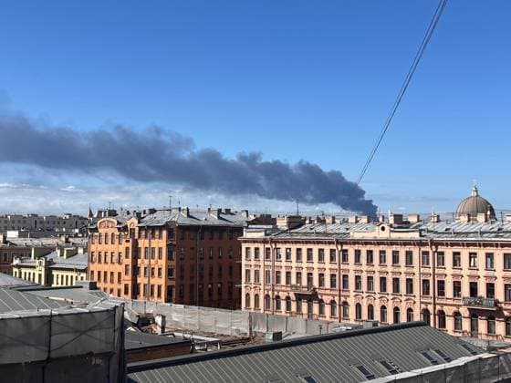 Black smoke rises following reported Ukrainian UAV attack in St. Petersburg ST. PETERSBURG, RUSSIA - JUNE 03: Black smoke rises after Ukraine reportedly launched unmanned aerial vehicle (UAV) attacks on the opening day of the St. Petersburg International Economic Forum, one of Russia s most prominent organizations, in St. Petersburg, Russia, on June 03, 2026. Ali Cura Anadolu Saint Petersburg Russia. Editorial use only. Please get in touch for any other usage.  Copyright: x2026xAnadoluxAlixCurax