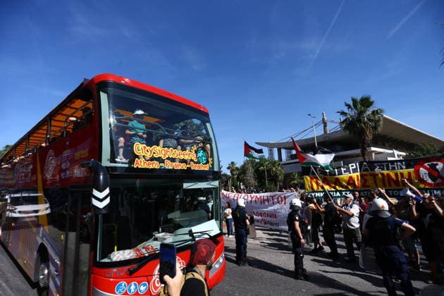June 3, 2026, Piraeus, Greece: Demonstrators gather at the port of Piraeus to protest the arrival of a cruise ship carrying Israeli tourists. Protesters expressed solidarity with Palestinians and opposition to IsraelÃ¢â‚¬â ¢s military operations in Gaza, holding banners and chanting slogans as the vessel docked in GreeceÃ¢â‚¬â ¢s largest port. Piraeus Greece - ZUMAv62_ 20260603_zaf_v62_027 Copyright: xAristidisxVafeiadakisx