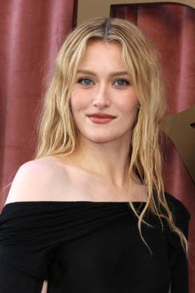 June 3, 2026, Los Angeles, California, USA: LOS ANGELES - JUN 2: Sarah Pidgeon at the Love Story - John F Kennedy Jr. and Carolyn Bessette FYC Event at the Paramount Studios on June 2, 2026 in Los Angeles, CA Los Angeles USA  - ZUMAb170 20260603_aap_b170_016 Copyright: xKayxBlakex